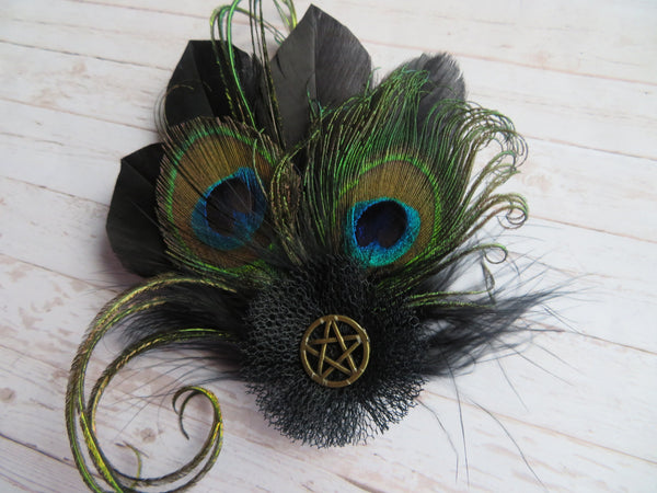 Betsy Button Hair Clip