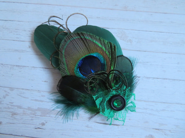 Betsy Button Hair Clip