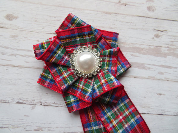 Royal Stewart Tartan Ruffle & Pearl Brooch