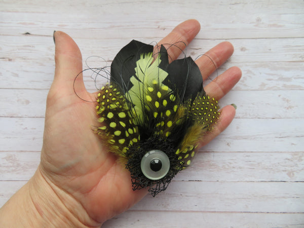 Betsy Button Hair Clip