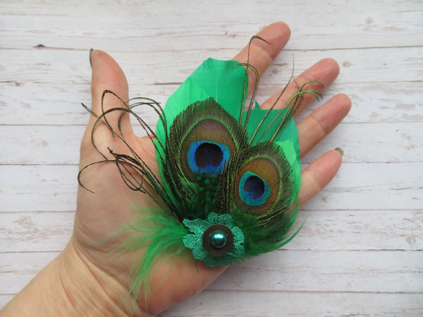 Betsy Button Hair Clip