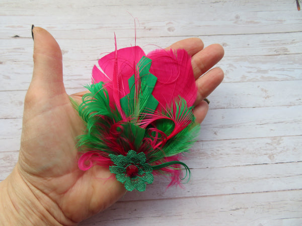 Betsy Button Hair Clip