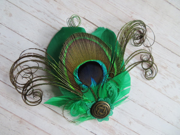 Betsy Button Hair Clip