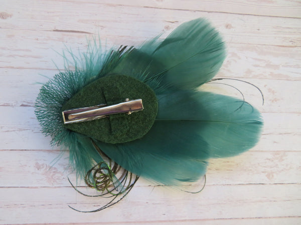 Bottle Green Betsy Button Clip