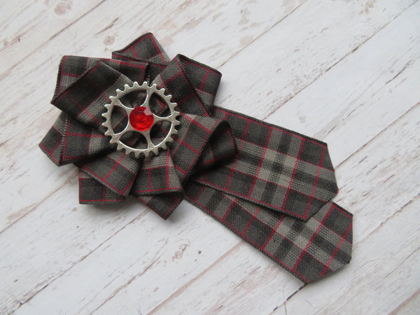 Silver Pride of Scotland Tartan Brooch