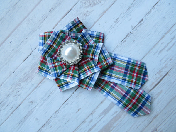 Dress Stewart Tartan Ruffle Brooch