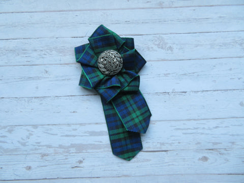 Black Watch Scroll Button Tartan Ruffle Brooch