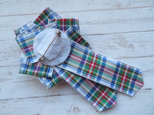 Dress Stewart Tartan Ruffle & Pearl Brooch