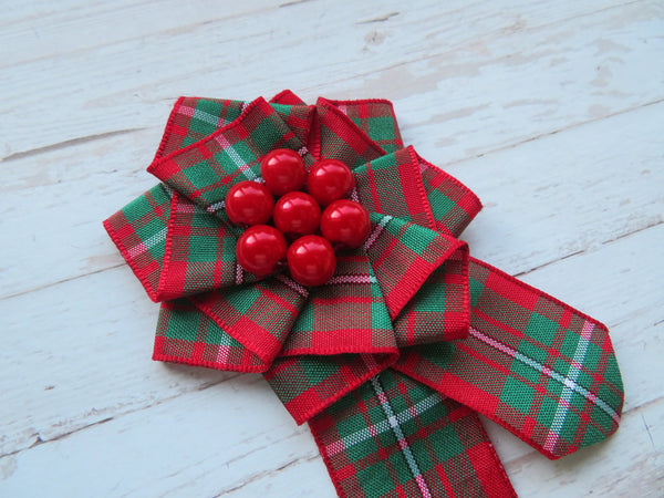 MacGregor Tartan Ruffle Brooch