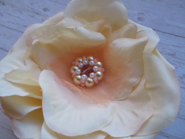 Creamy Apricot Rose Penny Blossom Hair Clip