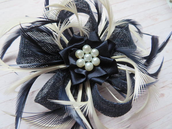 Navy & Ivory Mini Lily