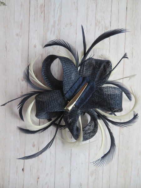 Navy & Ivory Mini Lily