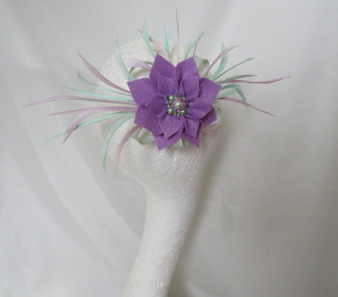 Pale Mint Green and Lavender Phoebe