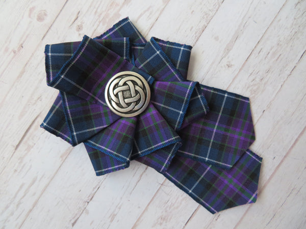 Large Pride of Scotland Celtic Brooch