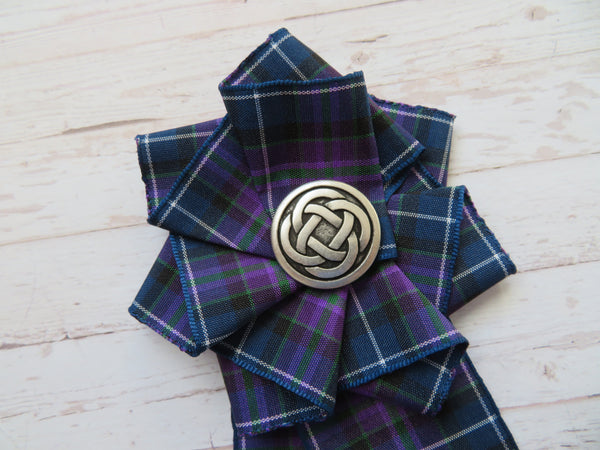 Large Pride of Scotland Celtic Brooch