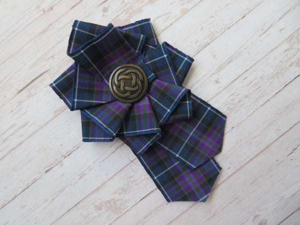 Large Pride of Scotland Celtic Brooch