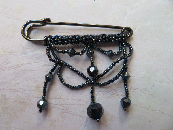 Beaded Swag Kilt Brooch Pin