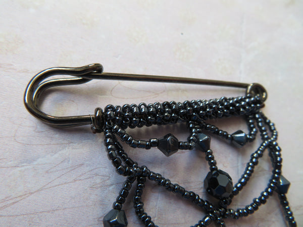 Beaded Swag Kilt Brooch Pin