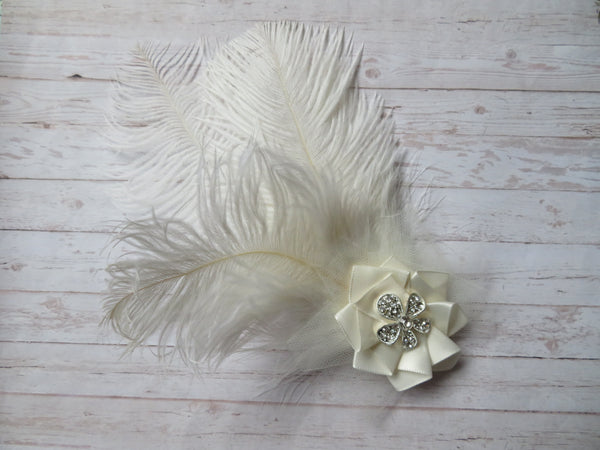 Ivory White Austen Feather Clip