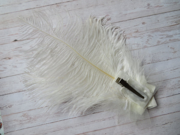 Ivory White Austen Feather Clip