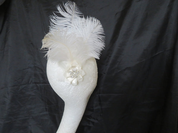 Ivory White Austen Feather Clip