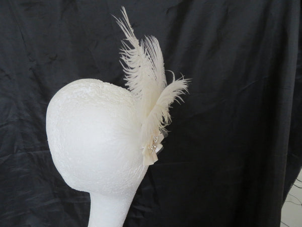 Ivory White Austen Feather Clip