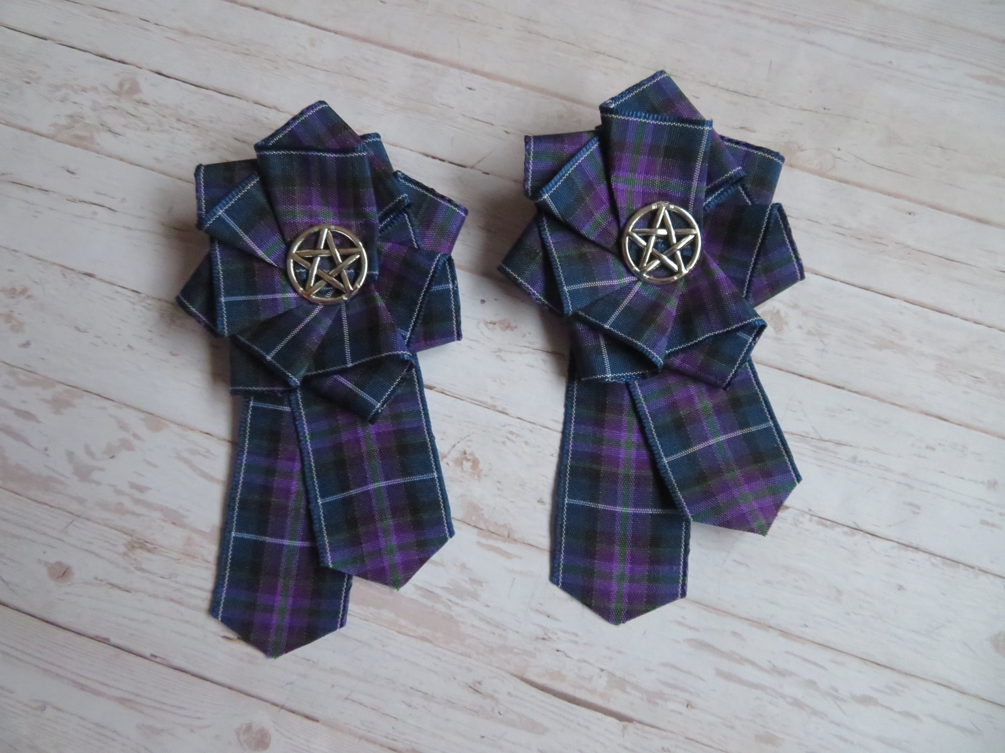 Pride of Scotland Tartan Ribbon Ruffle Pentagram Brooch