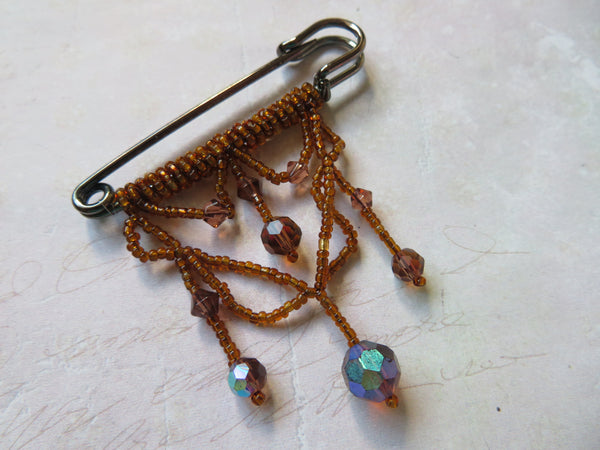 Beaded Swag Kilt Brooch Pin