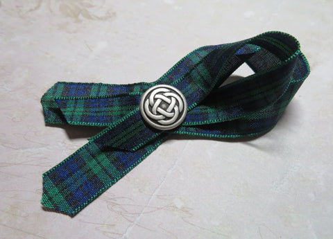 Black Watch Ribbon Loop Pin