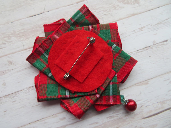 MacGregor Beaded Ruffle Brooch