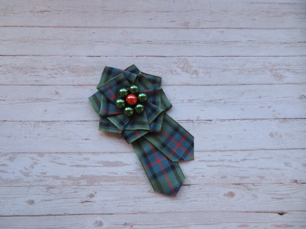 Flower of Scotland Tartan Ruffle & Pearl Brooch