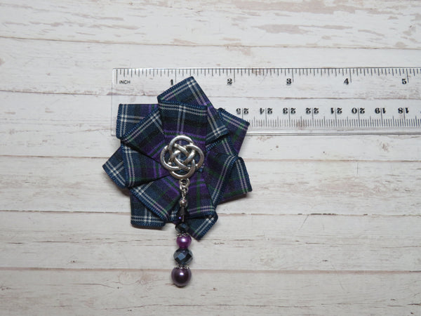 Pride of Bannockburn Beaded Brooch