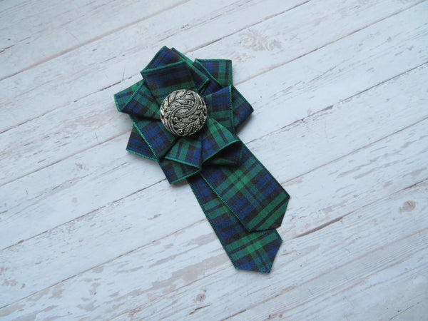 Black Watch Scroll Button Tartan Ruffle Brooch