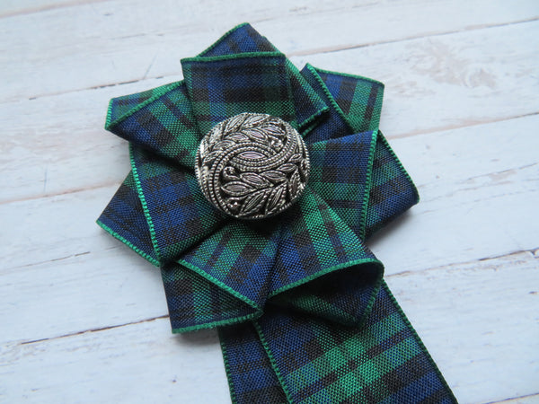 Black Watch Scroll Button Tartan Ruffle Brooch