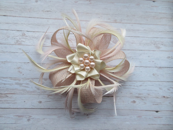 Pale Pink and Oatmeal Cream Mini Lily Fascinator