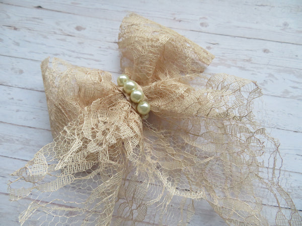 Beige Lace & Pearl Hair Bow