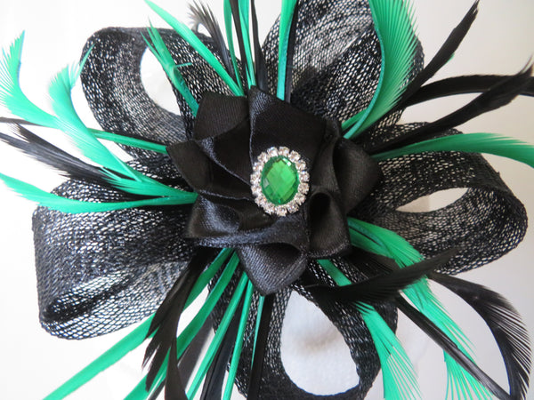 Black and Emerald Green Mini Lily Fascinator