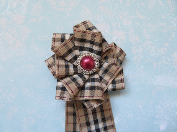 Gold Pride of Scotland Tartan Brooch