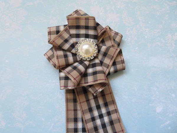 Gold Pride of Scotland Tartan Brooch