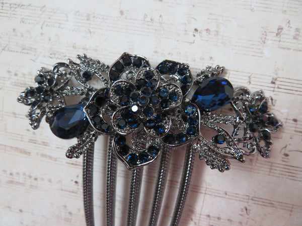 Midnight Bloom Jewelled Claw Comb