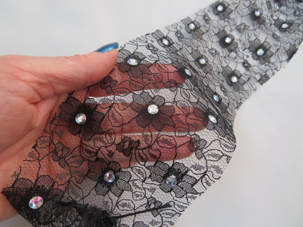 Black Lace Crystal Mask Veil