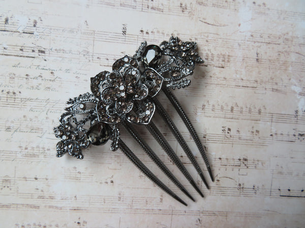 Midnight Bloom Grey Jewelled Claw Comb