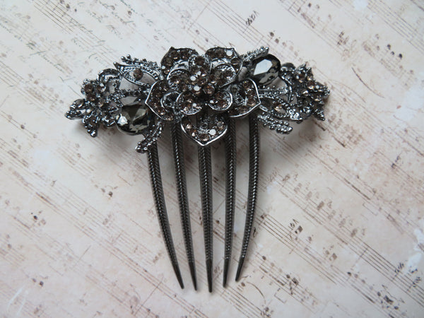 Midnight Bloom Grey Jewelled Claw Comb