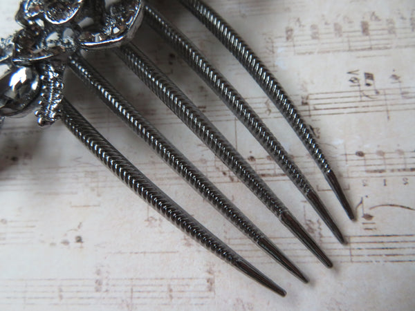 Midnight Bloom Grey Jewelled Claw Comb
