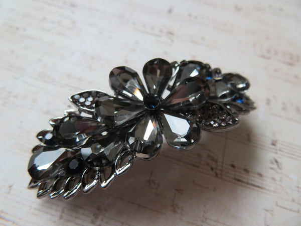 Daisy Crystal Hair Clip
