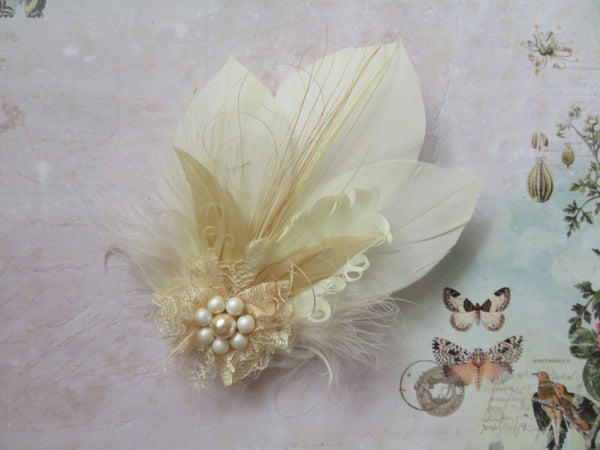 Cream Champagne Gold Feather Whisper Hair Clip