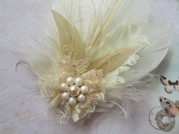 Cream Champagne Gold Feather Whisper Hair Clip