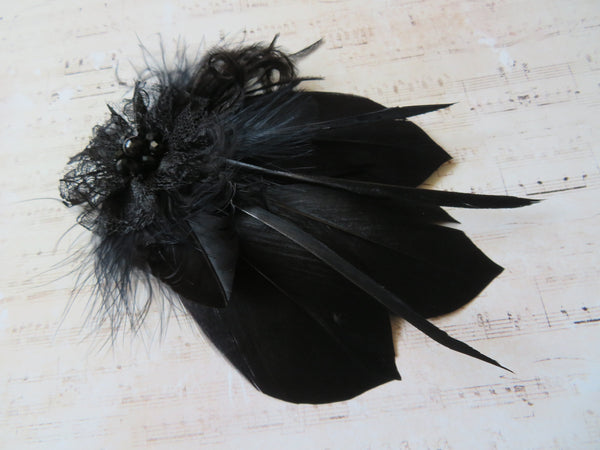 Black Feather Whisper Hair Clip