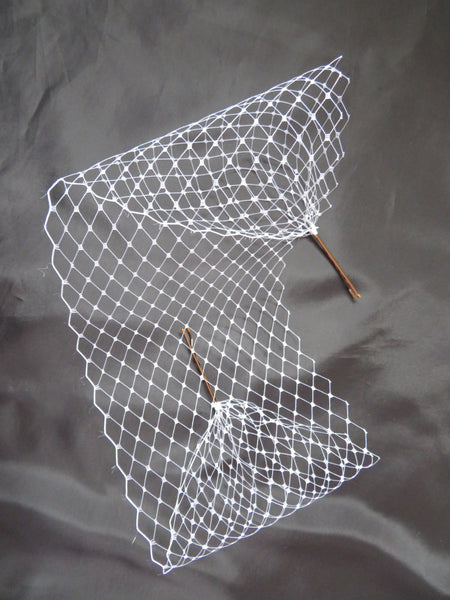 White Narrow Bandeau Veil