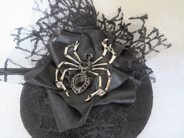 Black Spider Emma Cocktail Hat